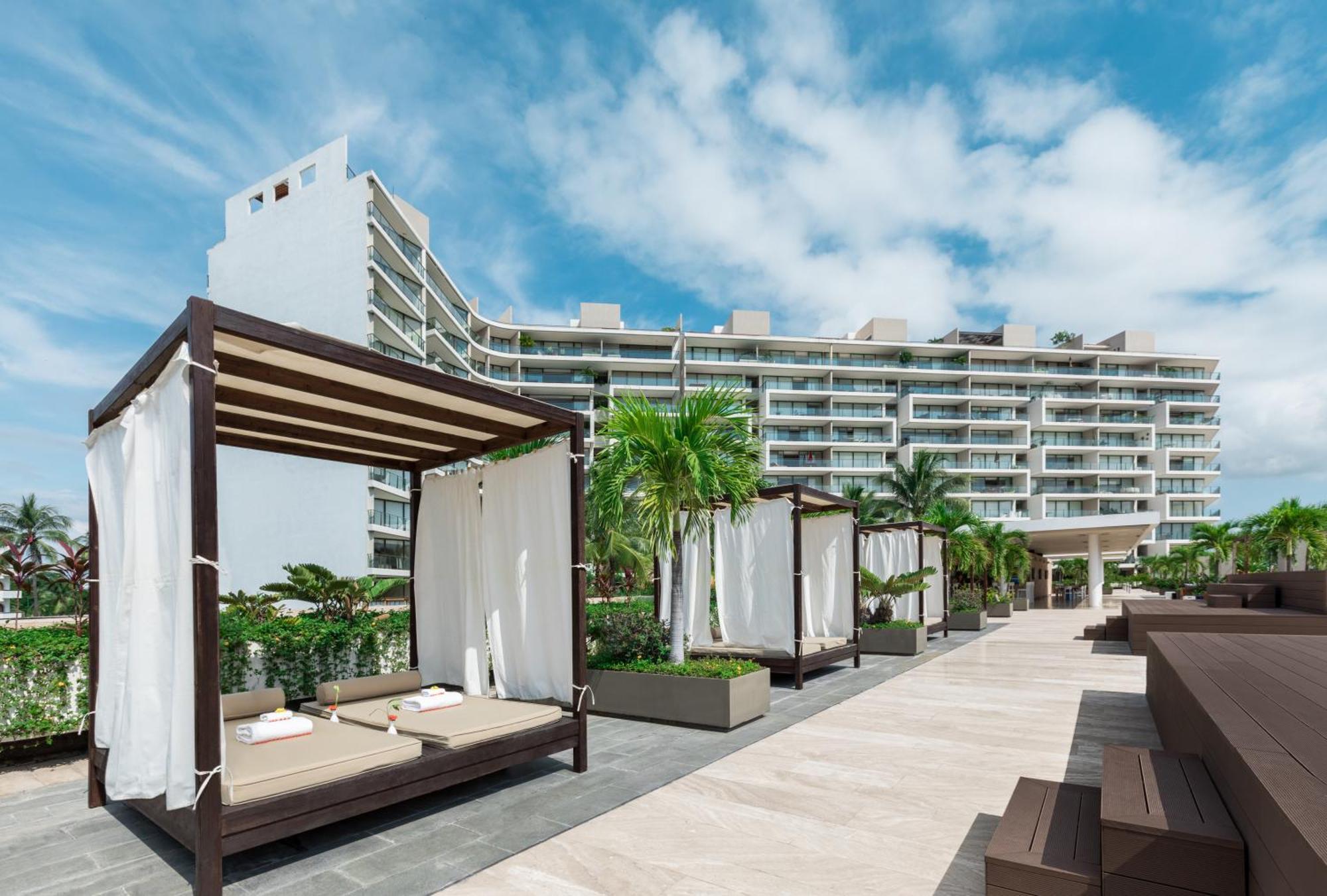 Apartahotel Live Aqua Private Residences Marina Vallarta *